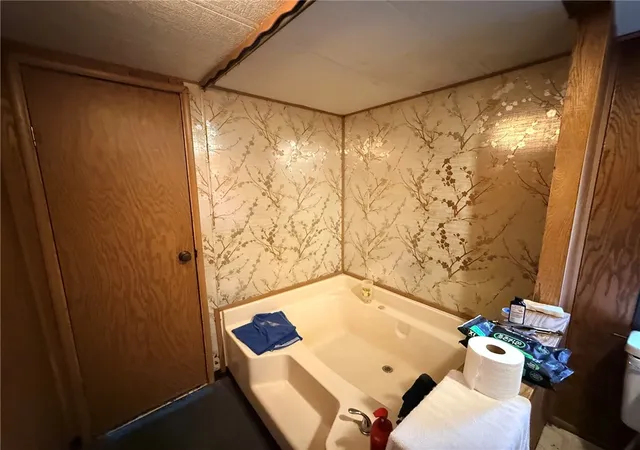 Photo 4 of Manufactured home for sale at 297 Steyer Rd, Stewart Twp, PA 15464 | MLS# 1767297 | Listing updated on 2026-07-30