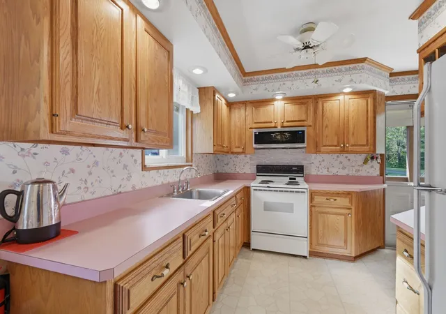 4th image of 23430 Arrow Dr, Bloomfield Twp, PA 16438 | MLS# 1767312