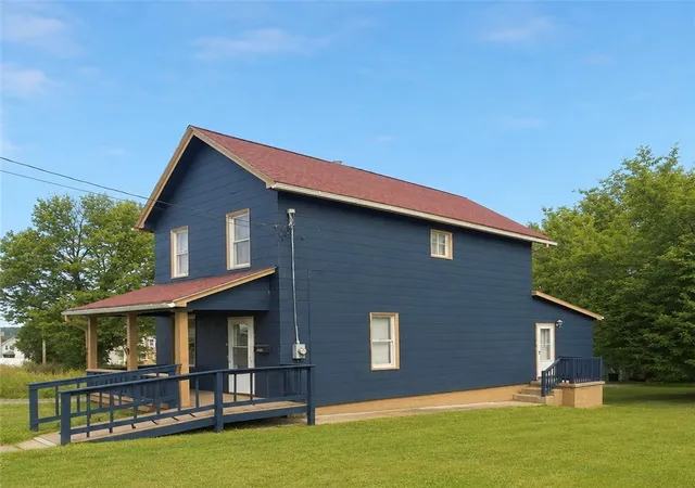 3rd image of 912 Negley Street, Farrell, PA 16121 | MLS# 1767344