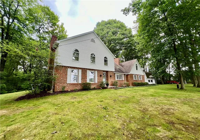 3rd image of 297 Lake Rd, Washington Twp, PA 16156 | MLS# 1767348