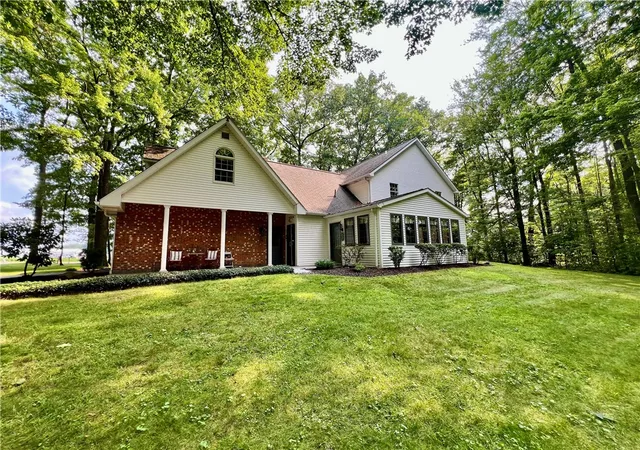 5th image of 297 Lake Rd, Washington Twp, PA 16156 | MLS# 1767348
