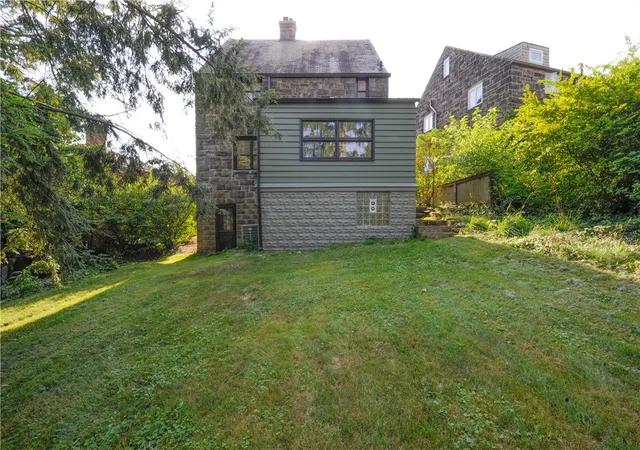 29th image of 652 Royce Ave, Mt Lebanon, PA 15243 | MLS# 1767324