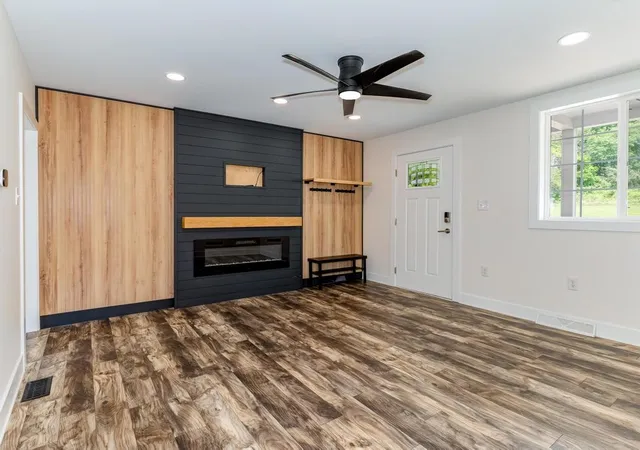 Photo 4 of Single family home for sale at 1116 8th Avenue, Freedom, PA 15042 | MLS# 1766965 | Listing updated on 2026-09-01