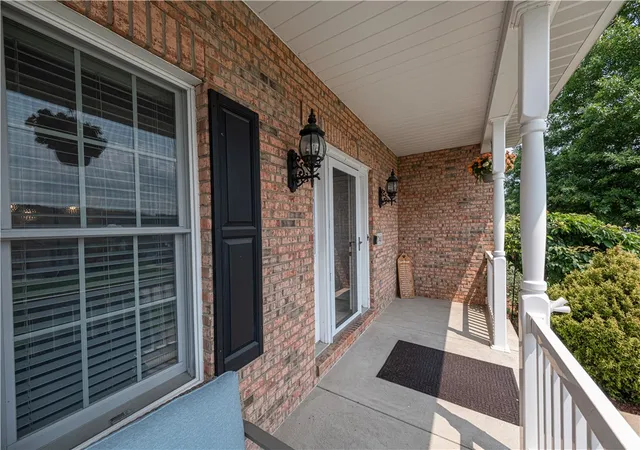 Photo 3 of Sale Pending at 740 Muirfield Dr, Hempfield Twp, PA 15601 | MLS# 1767358 | Listing updated on 2026-08-31