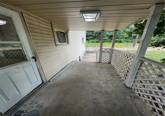 Photo 3 of Single family home for sale at 709 Fairview Ave, Mc Keesport, PA 15132 | MLS# 1766806 | Listing updated on 2026-07-30