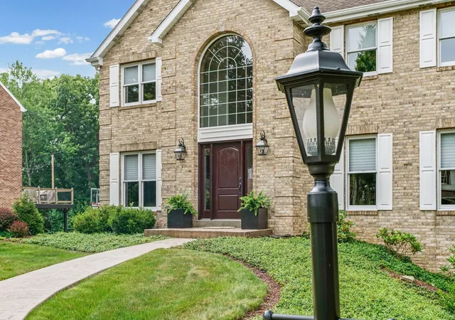 4th image of 622 Golden Ridge Court, Cranberry Twp, PA 16066 | MLS# 1767409