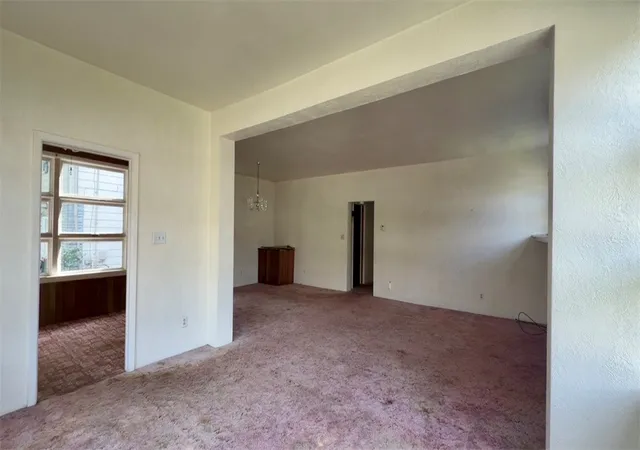 2nd image of 357 Keystone Dr, New Kensington, PA 15068 | MLS# 1767412