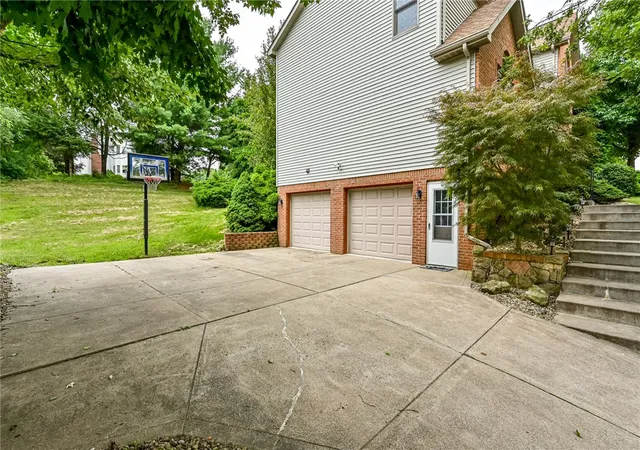 Photo 3 of Single family home for sale at 217 Meadow Spring Rd, Unity Twp, PA 15601 | MLS# 1767207 | Listing updated on 2026-08-31