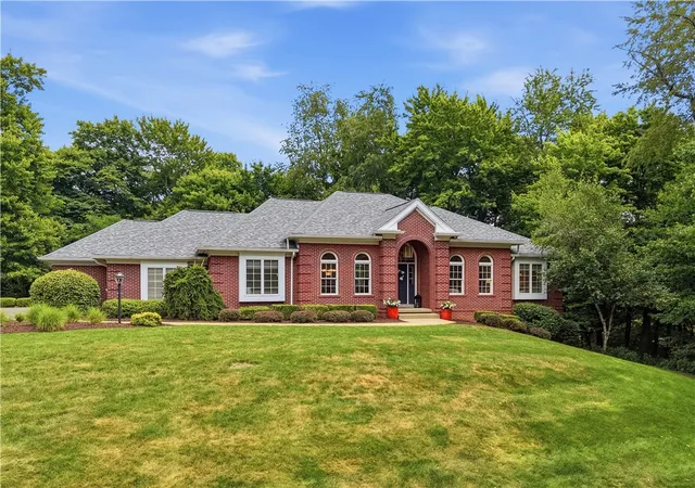 1st image of 727 Franklin Rd, Pine Twp, PA 16046 | MLS# 1767034