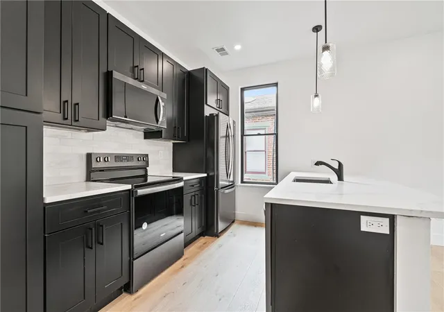 Photo 3 of Single family home for sale at 1217 Liverpool St, Manchester, PA 15233 | MLS# 1766767 | Listing updated on 2026-09-21