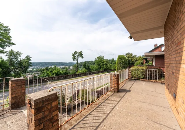 Photo 2 of Single family home for sale at 3018 Beechwood Blvd, Squirrel Hill, PA 15217 | MLS# 1767290 | Listing updated on 2026-07-30