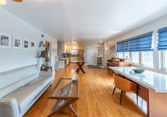 Photo 5 of Single family home for sale at 3018 Beechwood Blvd, Squirrel Hill, PA 15217 | MLS# 1767290 | Listing updated on 2026-07-30
