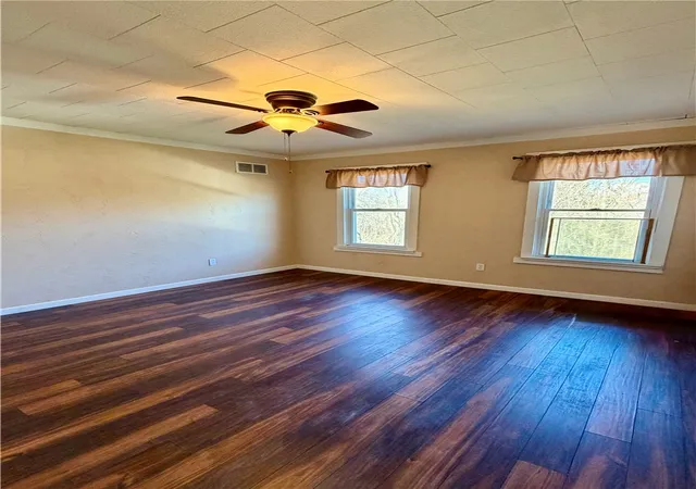5th image of 718 Sellers Ave, Jeannette, PA 15644 | MLS# 1767516