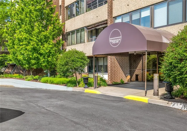 1st image of 750 Washington Road #409, Mt Lebanon, PA 15228 | MLS# 1767525