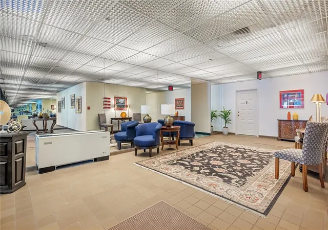 5th image of 750 Washington Road #409, Mt Lebanon, PA 15228 | MLS# 1767525