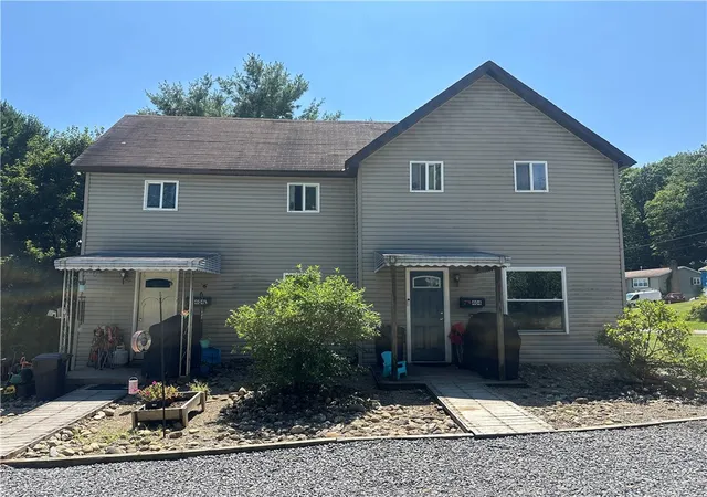 Photo 1 of Multi family home for sale at 404 Franklin St, Clarion, PA 16214 | MLS# 1767535 | Listing updated on 2026-07-30