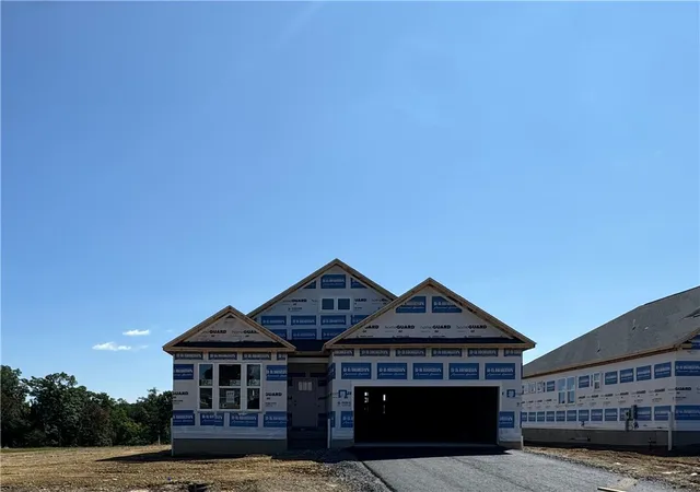 2nd image of 212 Muirfield Court, Center Twp, PA 16001 | MLS# 1767558