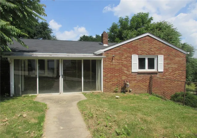 1st image of 955 Buena Vista St, Canton Twp, PA 15301 | MLS# 1767627