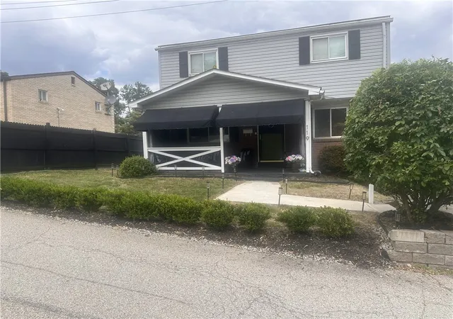 Photo 2 of Single family home for sale at 119 Preston Dr, N Braddock, PA 15104 | MLS# 1767078 | Listing updated on 2026-08-04