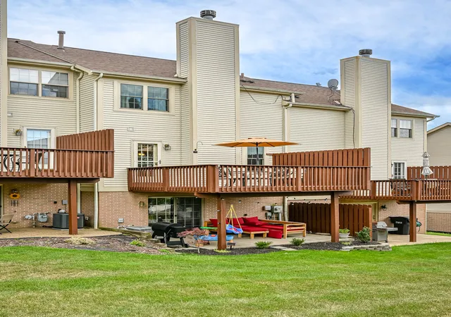 2nd image of 311 Fairfax Ct, Seven Fields Boro, PA 16046 | MLS# 1767641