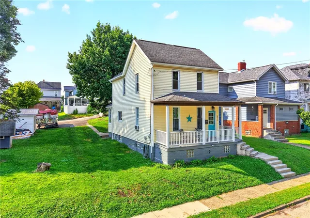 Photo 3 of Single family home for sale at 520 Garfield Ave, Scottdale, PA 15683 | MLS# 1767642 | Listing updated on 2026-08-02