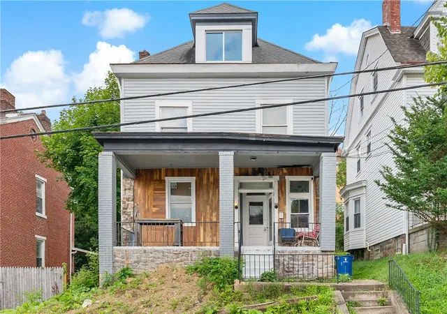 1st image of 317 Kearsarge St, Mt Washington, PA 15211 | MLS# 1767447