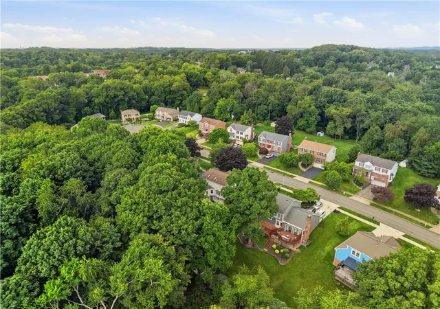 50th image of 214 Thornwood Ct, Moon/crescent Twp, PA 15108 | MLS# 1767239