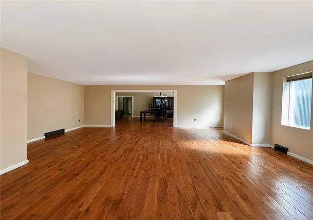 Photo 4 of House for sale at 5713 Pocusset St, Squirrel Hill, PA 15217 | MLS# 1767674 | Listing updated on 2026-08-02