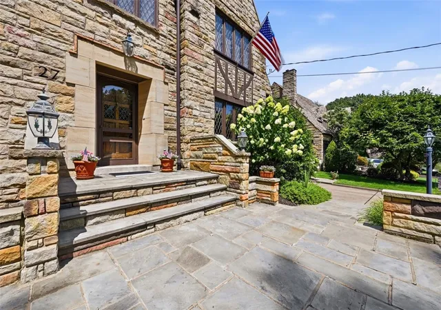 3rd image of (Undisclosed), Mt Lebanon, PA 15228 | MLS# 1767238