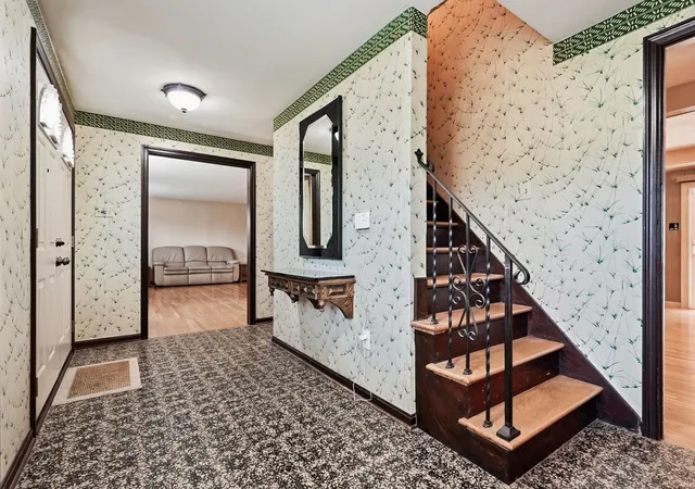 5th image of 2006 Garrick Dr, Churchill Boro, PA 15235 | MLS# 1767686