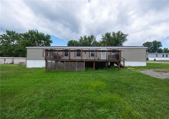 1st image of 120 Woodview Dr, Middlesex Twp, PA 16059 | MLS# 1766950
