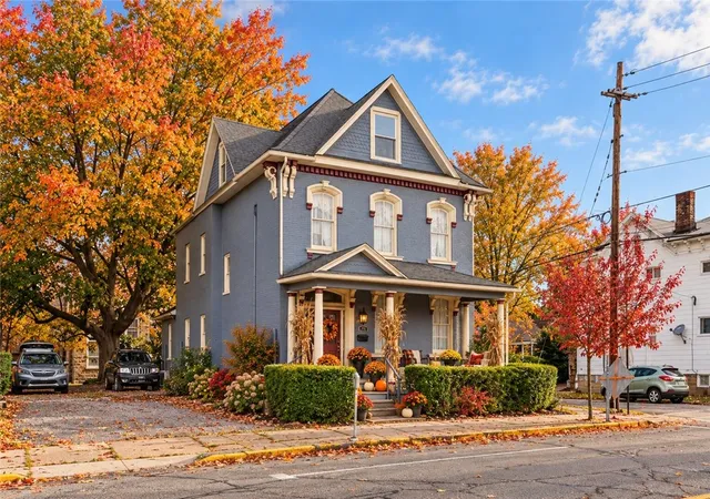 Photo 1 of Single family home for sale at 128 N Washington St, City Of But Nw, PA 16001 | MLS# 1767712 | Listing updated on 2026-10-03