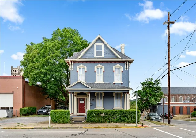 2nd image of 128 N Washington Street, City Of But Nw, PA 16001 | MLS# 1767712