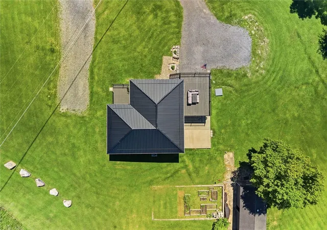 Photo 2 of Single family home for sale at 482 Browns Hl Rd, Middlesex Twp, PA 16059 | MLS# 1767694 | Listing updated on 2026-08-04