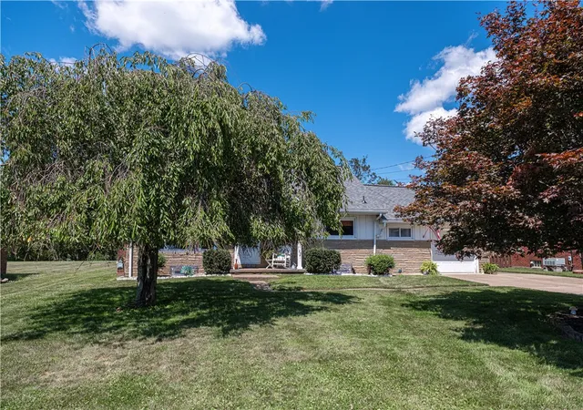 38th image of 1465 Oakridge Dr, Harmony Twp, PA 15003 | MLS# 1767745