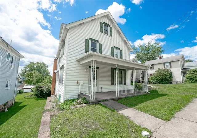 Photo 3 of Single family home for sale at 1244 Water St, Indiana Boro, PA 15701 | MLS# 1767592 | Listing updated on 2026-07-31