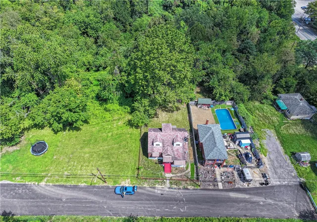 30th image of 127 Waddell Ave, Clairton, PA 15025 | MLS# 1767574