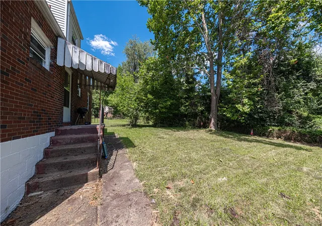 5th image of 127 Waddell Ave, Clairton, PA 15025 | MLS# 1767574