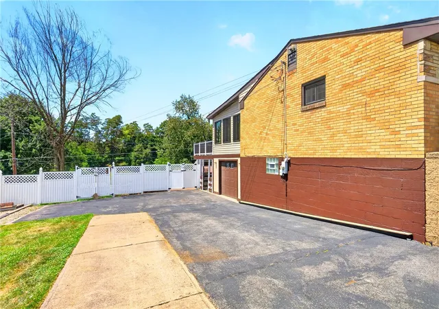 20th image of 218 Millport Rd, West Mifflin, PA 15122 | MLS# 1767544