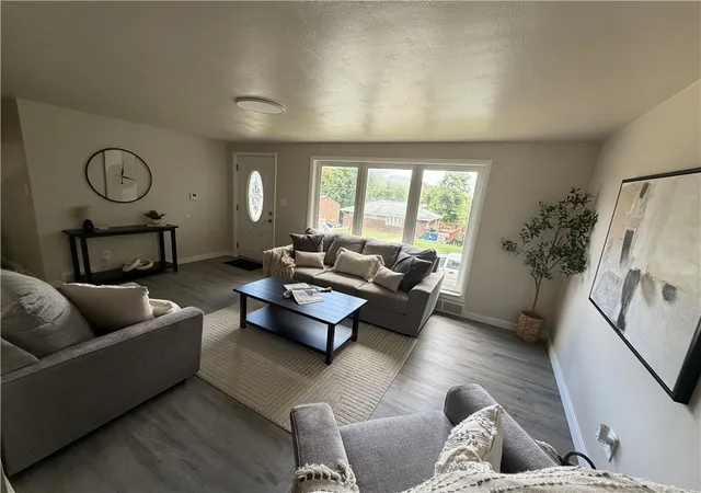 Photo 3 of Single family home for sale at 149 Eastminster Dr, Verona, PA 15147 | MLS# 1767506 | Listing updated on 2026-08-01