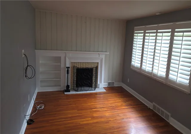 Photo 4 of Single family home for sale at 301 Earlwood Rd, Penn Hills, PA 15235 | MLS# 1767668 | Listing updated on 2026-08-03