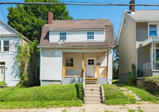 1st image of 1128 Main St, Aliquippa, PA 15001 | MLS# 1767889