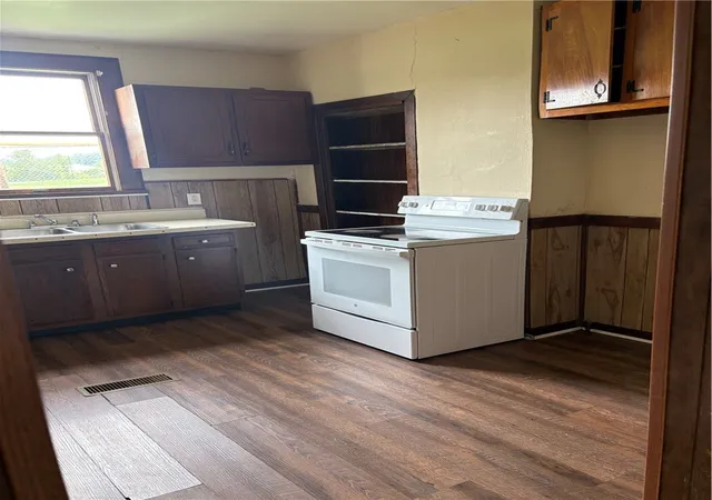 Photo 3 of Multi family home for sale at 15 16 3rd Street, Charleroi Boro, PA 15022 | MLS# 1767761 | Listing updated on 2026-08-03