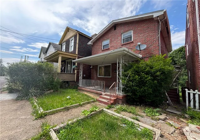 Photo 2 of Single family home for sale at 2813 Palmgreen Ave, Mc Keesport, PA 15132 | MLS# 1767974 | Listing updated on 2026-08-03
