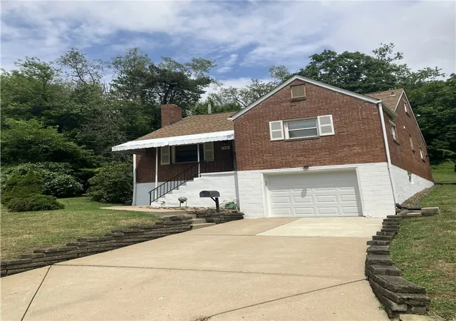 2nd image of 908 Mcneilly, Mt Lebanon, PA 15226 | MLS# 1768031