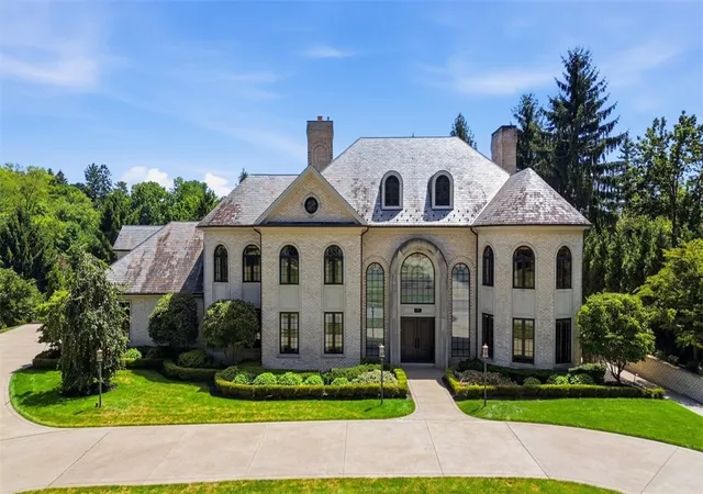 1st image of 2089 Blairmont Dr, Upper St Clair, PA 15241 | MLS# 1768042
