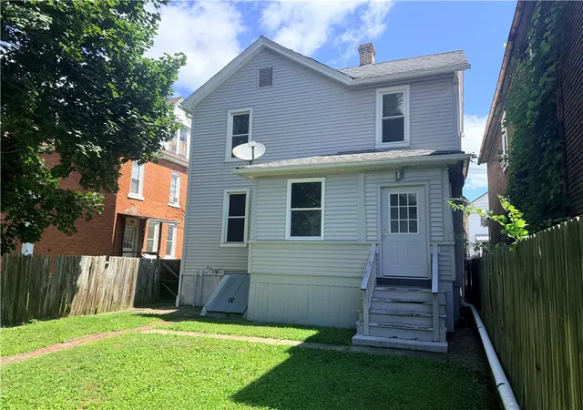 Photo 3 of Single family home for sale at 139 Queen St, Kittanning Boro, PA 16201 | MLS# 1768057 | Listing updated on 2026-08-04