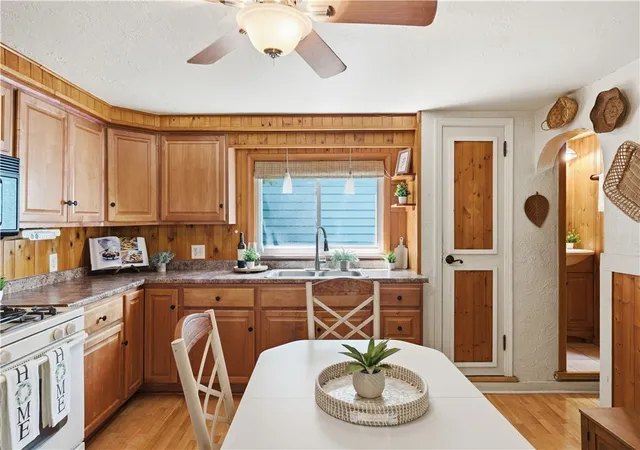 4th image of 217 Lime Street, Mt Washington, PA 15220 | MLS# 1767994