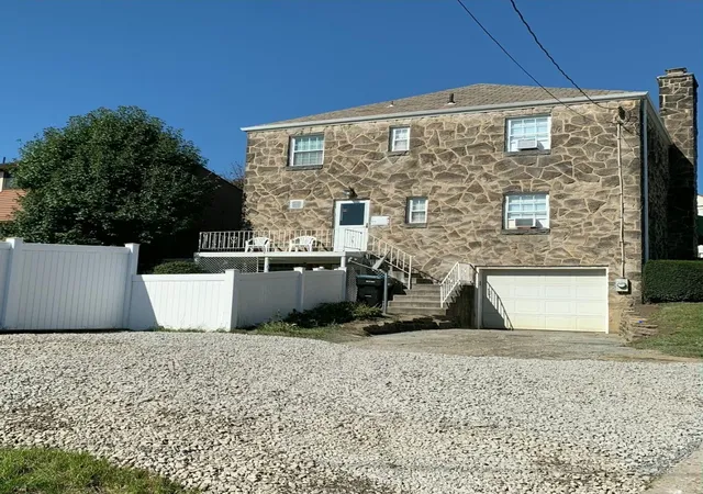 2nd image of 608 E 10th Ave, E Pittsburgh, PA 15084 | MLS# 1768143