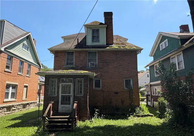 3rd image of 111 Orchard Street, Aliquippa, PA 15001 | MLS# 1767975